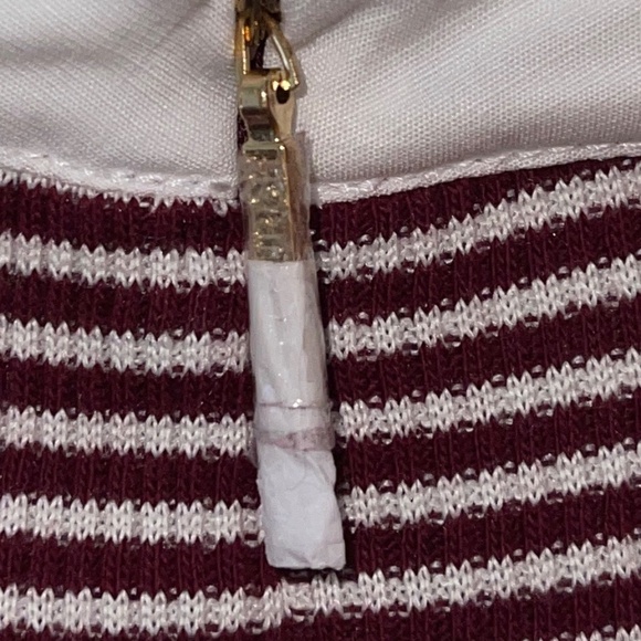 Tory Burch Patsy Poplin Collar Stripe Sweater Top NWT‎ Size Medium - Picture 10 of 13